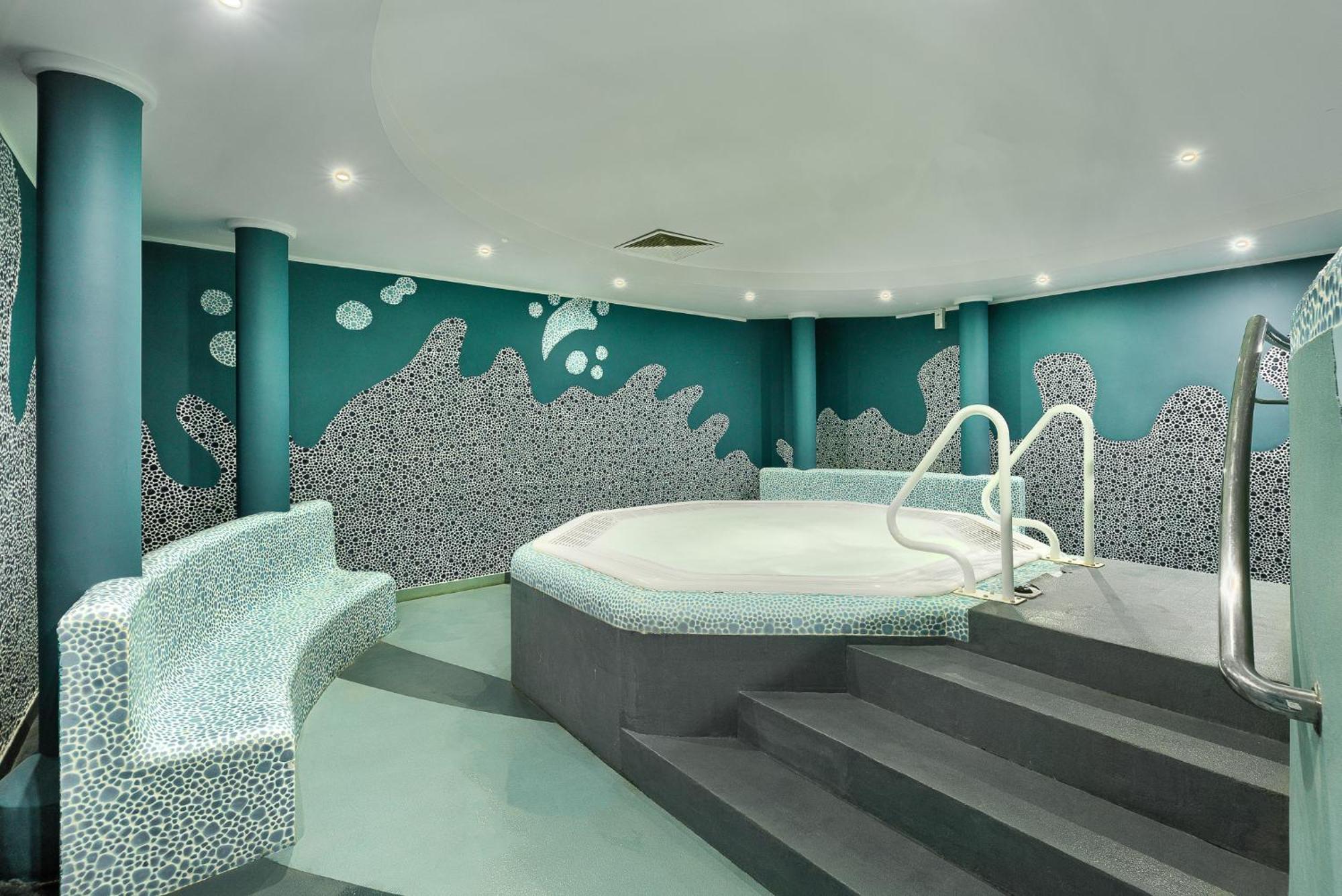 Hotel Olympic Wronki  Esterno foto